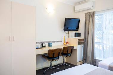 Emerald Maraboon Motor Inn