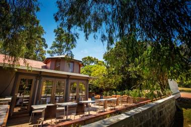 Eltham Gateway Hotel & Conference Centre