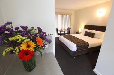 Bay Motel Safety Beach