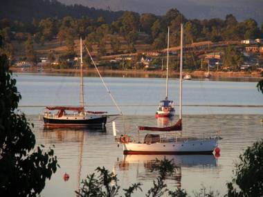 Driftwood Cottages Waterfront Studios