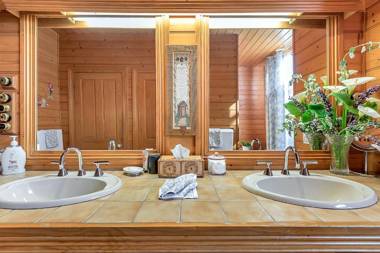 Stony Rise Cottage B&B