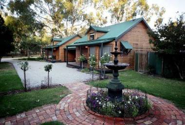 Cottages on Edward