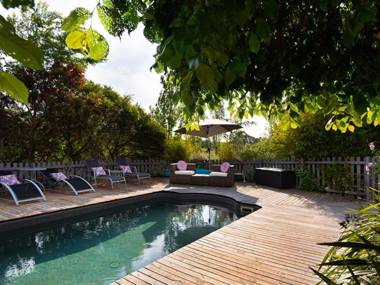 Gables Bend Spa Villa