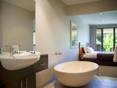 Lake Daylesford Lodge 4