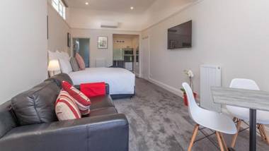 Balconies Lakeside - Studio Apartment 3