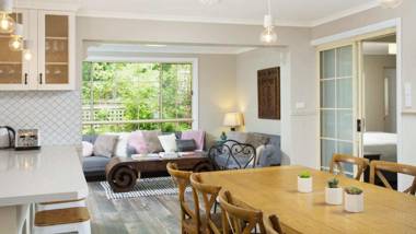 Frazer Place - Thoughtful Country Lodge