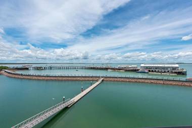 Darwin Waterfront Luxury Suites