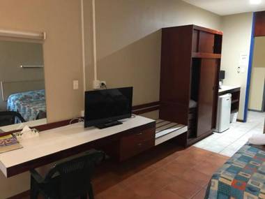 Winnellie Hotel Motel