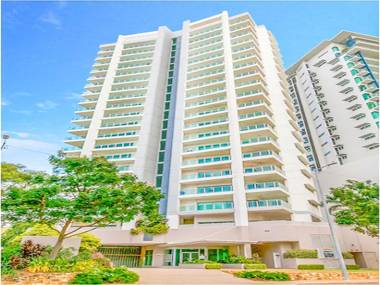 ZEN TOWERS PENTHOUSE Darwin's Exclusive Short Stays Holiday Home