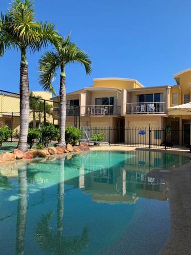 Coolum Beach Getaway Resort
