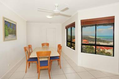 Unit 4 'Beaumont Sur Mer' Coolum Beach