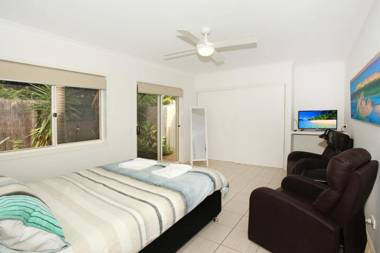 11 Dalmor Court Coolum Beach - Pet Friendly Linen Supplied 500 BOND