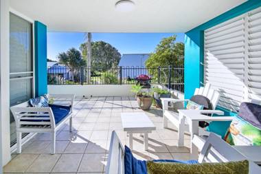 Unit 3 'On the Park' Coolum Beach