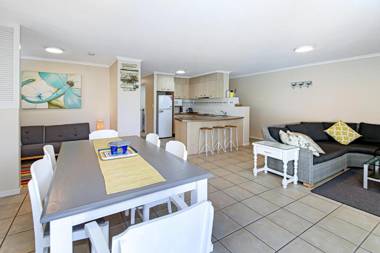 Unit 3 'On the Park' Coolum Beach