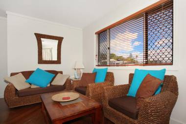 Unit 9 'Coolum Blueseas' Coolum Beach