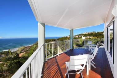 10 Mona Vista Court Coolum Beach
