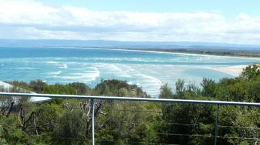 Waterline Holiday Home