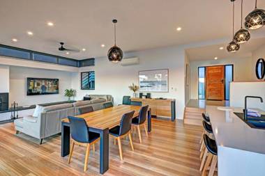 Freycinet Coastal Retreat