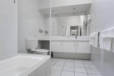 Nautilus Beachfront Villas & Spa