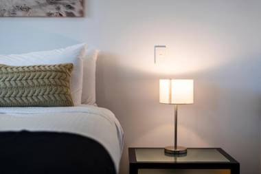 Pacific Marina Apartments