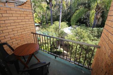 Dunes Holiday Apartments Unit 21