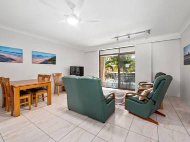 Hawaiian Gardens - Unit 6