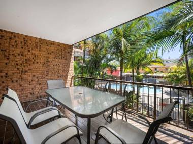 Hawaiian Gardens - Unit 6