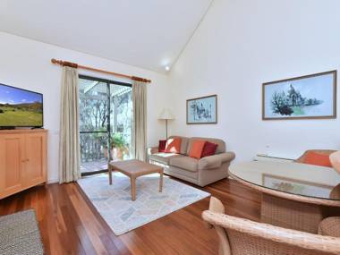 Villa Spa Executive 1br Champagne Resort Condo located within Cypress Lakes Resort (nothing is more central)