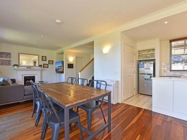 Villa Executive 2br Ferre Resort Condo located within Cypress Lakes Resort (nothing is more central)