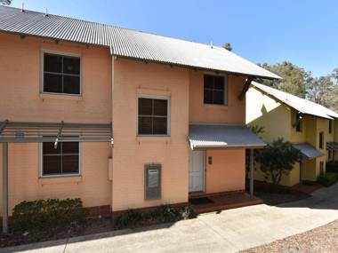 Villa Executive 2br Shiraz Resort Condo located within Cypress Lakes Resort (nothing is more central)