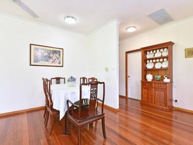 La Sila Homestead on Marrowbone - cutest cottage in the Hunter with killer views