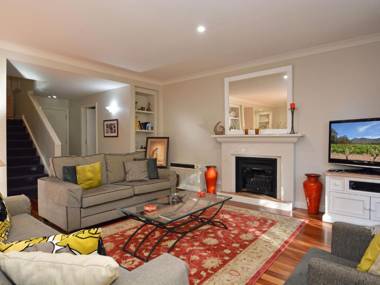 Villa 3br Chianti Resort Condo located within Cypress Lakes Resort (nothing is more central)