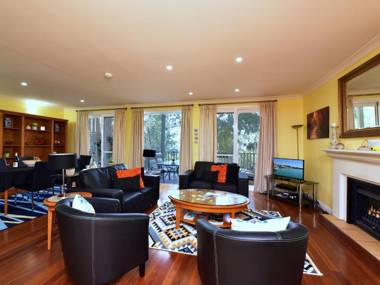 Villa 3br Penivity located within Cypress Lakes Resort