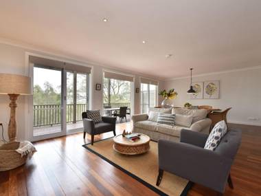 Villa 3br Tempranillo Resort Condo located within Cypress Lakes Resort (nothing is more central)