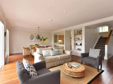 Villa 3br Tempranillo Resort Condo located within Cypress Lakes Resort (nothing is more central)