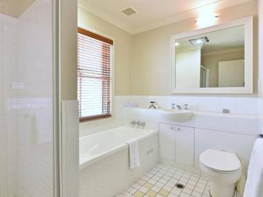 Villas Dodici (Sleeps 12) Resort Condos located within Cypress Lakes Resort (nothing is more central)