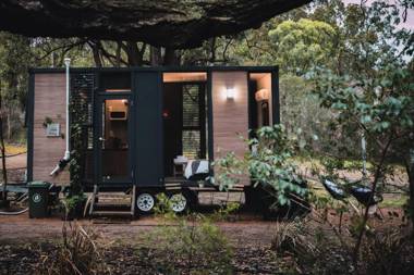 Tiny House 888
