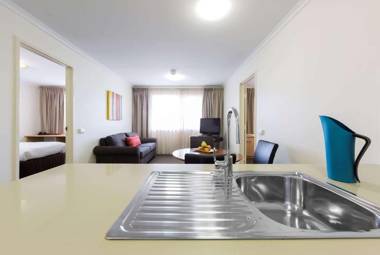 Ramada Encore by Wyndham Belconnen Canberra