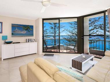 Eastbourne U6 80 Esplanade. Golden Beach