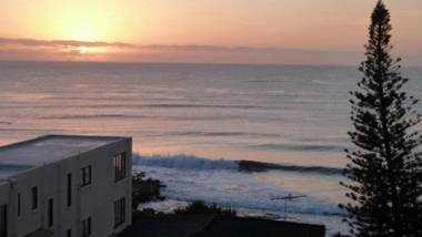 Unit 5 Sanctuary Shores Kings Beach - Free Wifi!