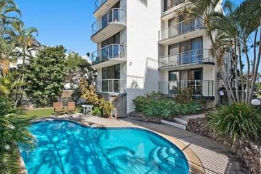 Blue Horizon 5 7 Latona Ave Bulcock Beach