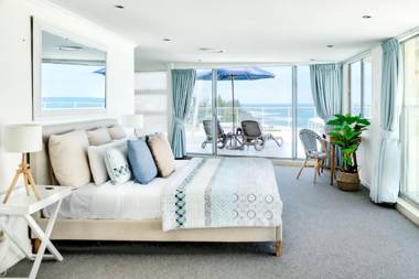 Absolute Hamptons Style Luxury Two Story Penthouse at Kings Beach - Private Rooftop Terrace