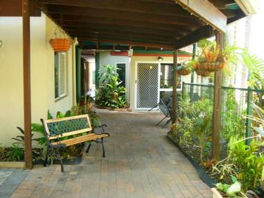 Koala Court Holiday Apartments