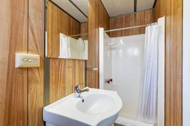 First City Caravilla