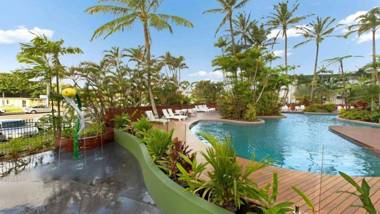 Cairns Ocean View Apartment