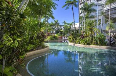 Cairns Ocean View Apartment