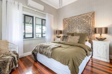 'Kookaburra' at Savannah House