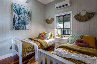 'Kookaburra' at Savannah House