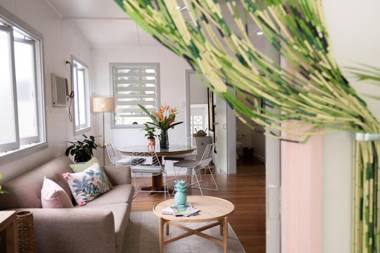 Tropicana Bungalow - Retro Dog friendly Getaway