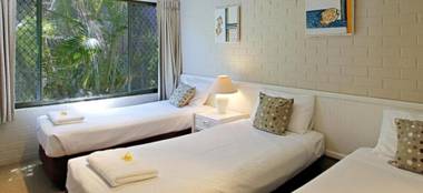 Main Beach Apartments